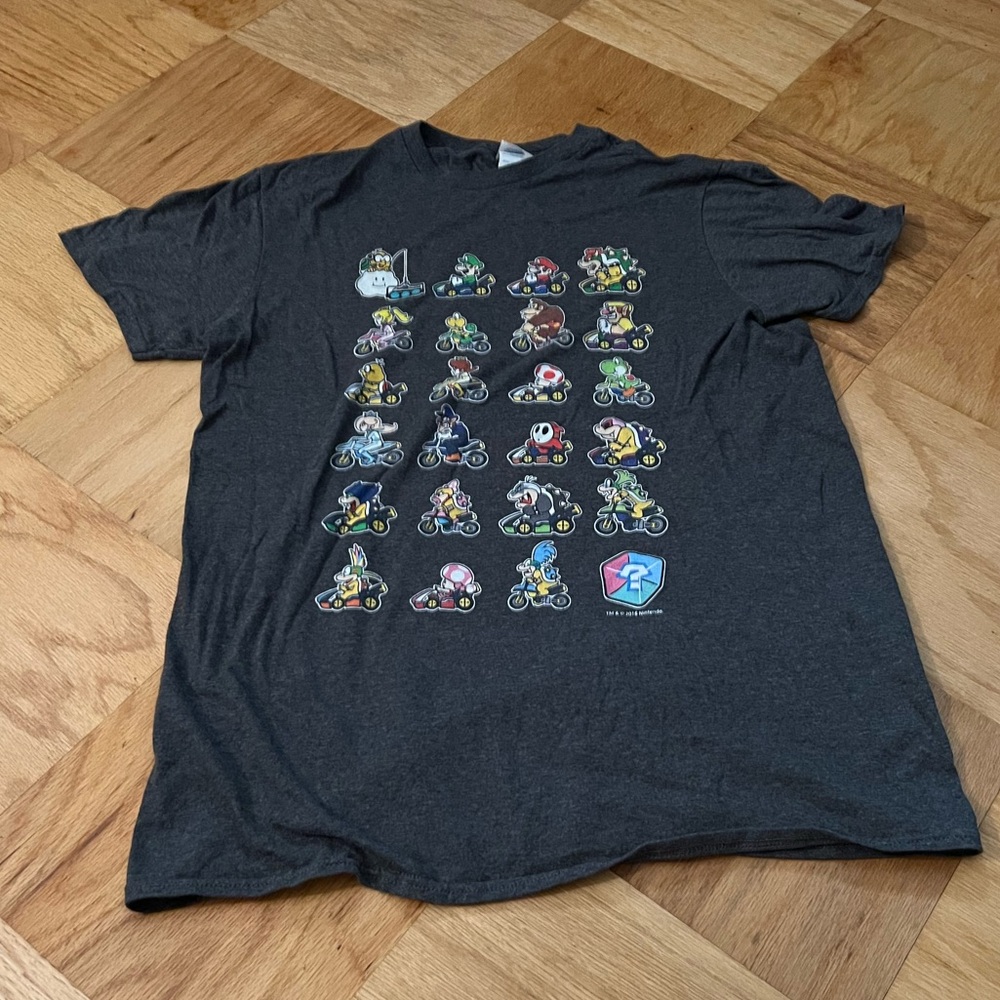 Nintendo Licensed Mario Kart Men’s Gray T-shirt